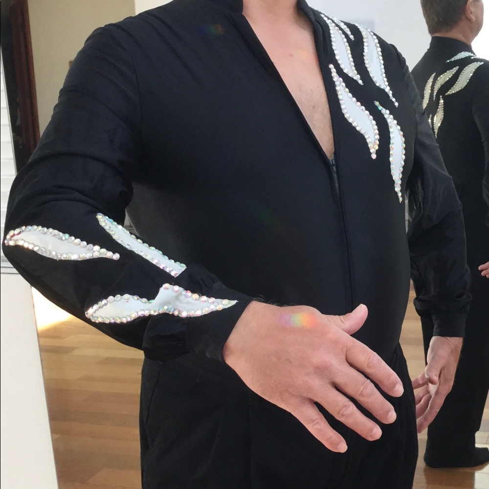 Men’s dance competition/expo costume upper